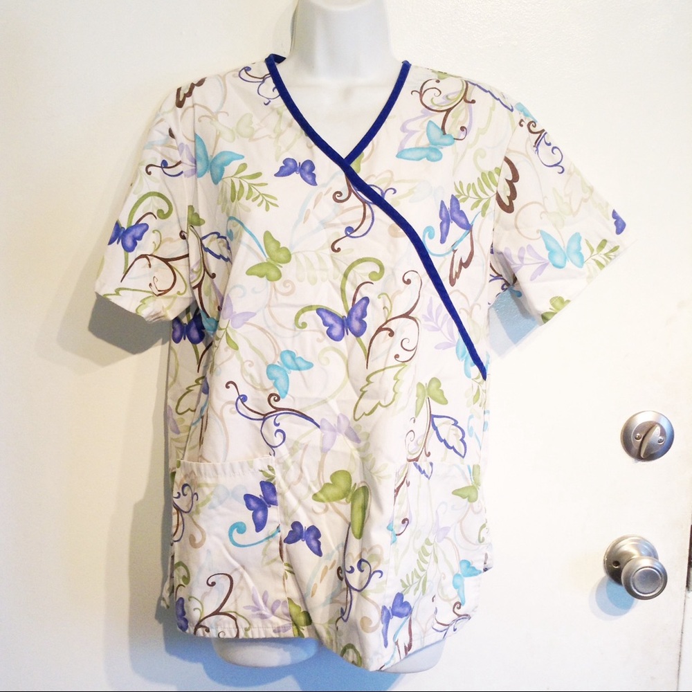 🌟5 for $25🌟 Butterfly Print Uniform Scrub Top